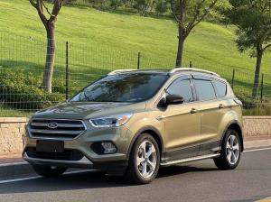 Ford Kuga 2017 Внедорожник