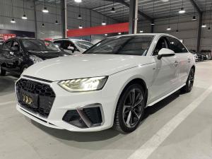 Audi A4L 2021 Бензин