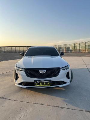 Cadillac CT4 2021 Бензин