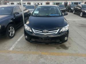 Toyota Corolla 2011 Бензин