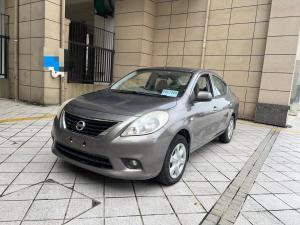 Nissan Sunny 2011 Бензин