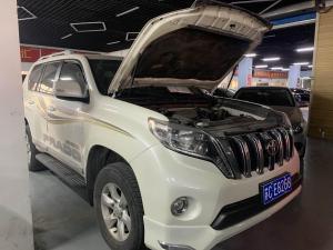 Toyota Prado 2012 Бензин