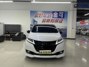 Honda Odyssey 2016 Бензин