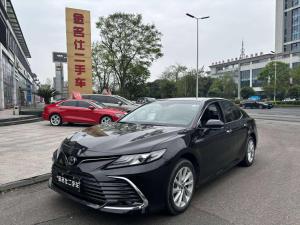 Toyota Camry 2021 Бензин