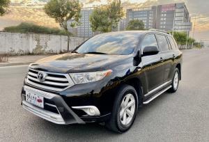 Toyota Highlander 2014 Бензин