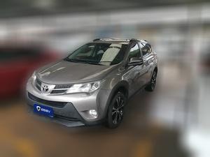 Toyota RAV4 2015 Бензин