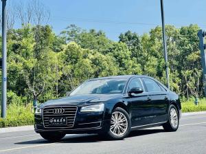 Audi A8 2015 Бензин