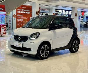 smart fortwo 2016 Бензин