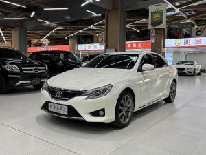 Toyota Reiz 2014 Бензин