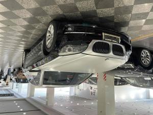 BMW 7 Series 2011 Бензин