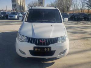 Wuling Hongguang 2014 Бензин