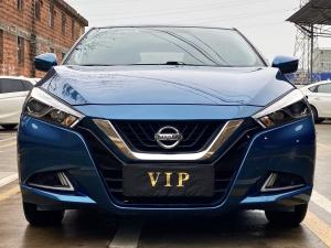 Nissan Bluebird 2016 Бензин