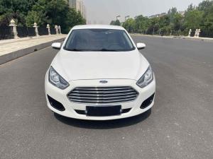 Ford Escort 2018 Бензин