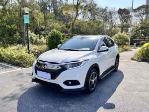 Honda Vezel 2021 Бензин