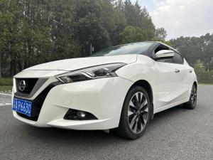 Nissan Bluebird 2018 Бензин