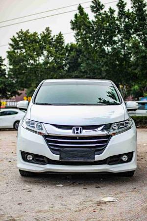 Honda Odyssey 2018 Бензин