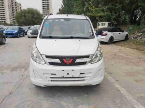 Wuling Hongguang 2016 Бензин