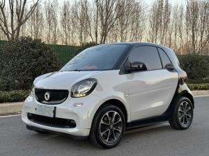 smart fortwo 2017 Бензин