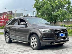 Audi Q7 2015 Бензин