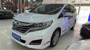 Honda Elysion 2019 Бензин