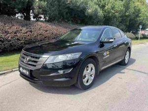 Honda Crosstour 2012 Бензин