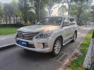 Lexus LX 2009 Бензин