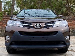 Toyota RAV4 2013 Бензин