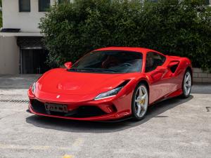 Ferrari F8 2022 Бензин
