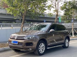 Volkswagen Touareg 2011 Бензин