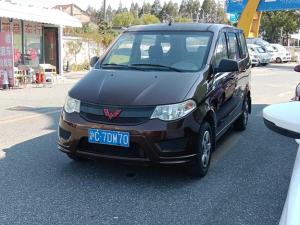 Wuling Hongguang 2016 Бензин