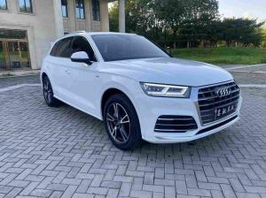 Audi Q5L 2020 Бензин