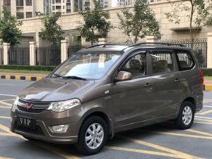 Wuling Hongguang 2017 Бензин