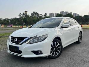 Nissan Altima 2017 Бензин