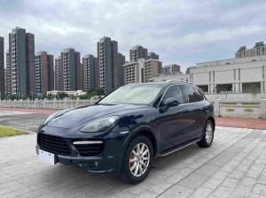 Porsche Cayenne 2012 Бензин