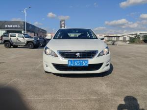 Peugeot 408 2016 Бензин