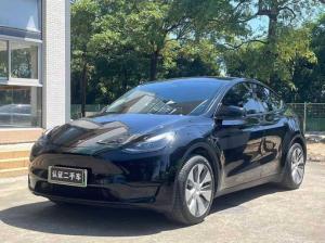 Tesla Model Y 2023 Электрический