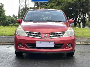 Nissan Tiida 2010 Бензин