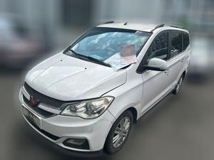 Wuling Hongguang 2016 Бензин