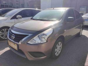 Nissan Sunny 2018 Бензин