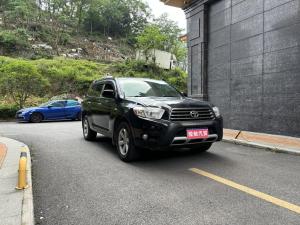 Toyota Highlander 2012 Бензин