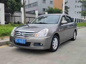Nissan Sylphy 2013 Бензин