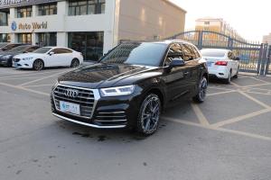 Audi Q5L 2021 Бензин