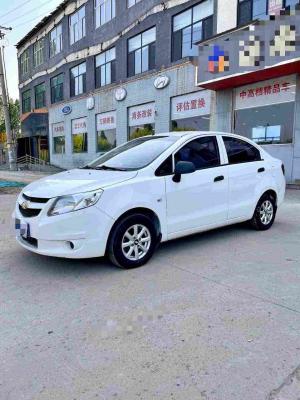 Chevrolet Sail 2015 Бензин