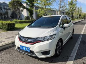 Honda Fit 2016 Бензин