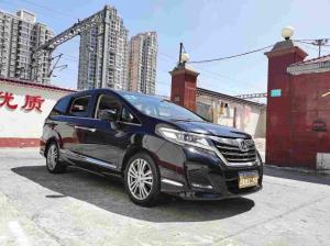 Honda Elysion 2018 Бензин