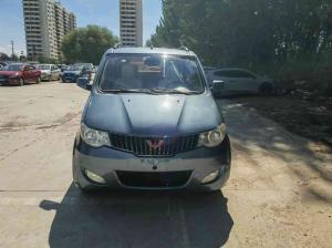 Wuling Hongguang 2014 Бензин