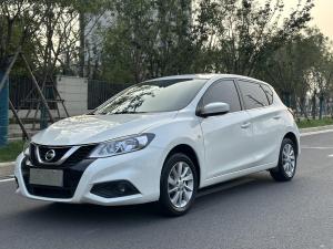 Nissan Tiida 2017 Бензин