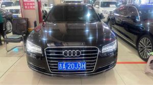 Audi A8 2015 Бензин