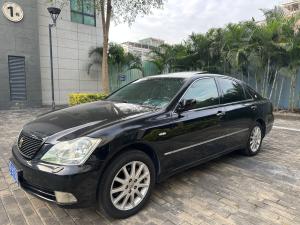 Toyota Crown 2008 Бензин