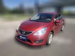 Nissan Tiida 2014 Бензин